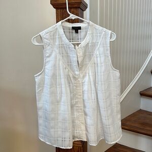 White lightweight top